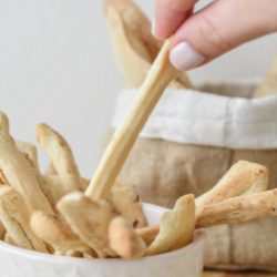 Grisines sabor queso 115gr - caseritos gourmet